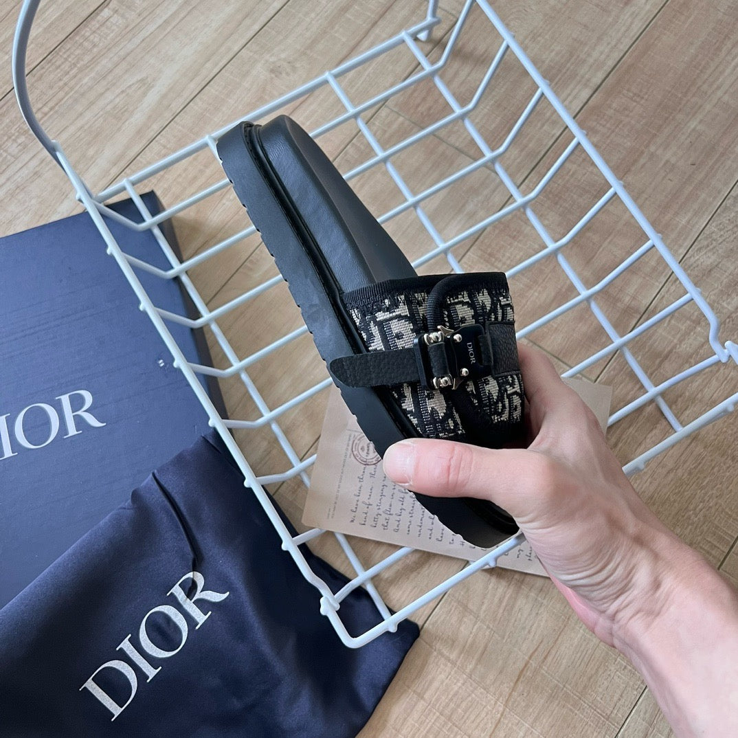 Dior