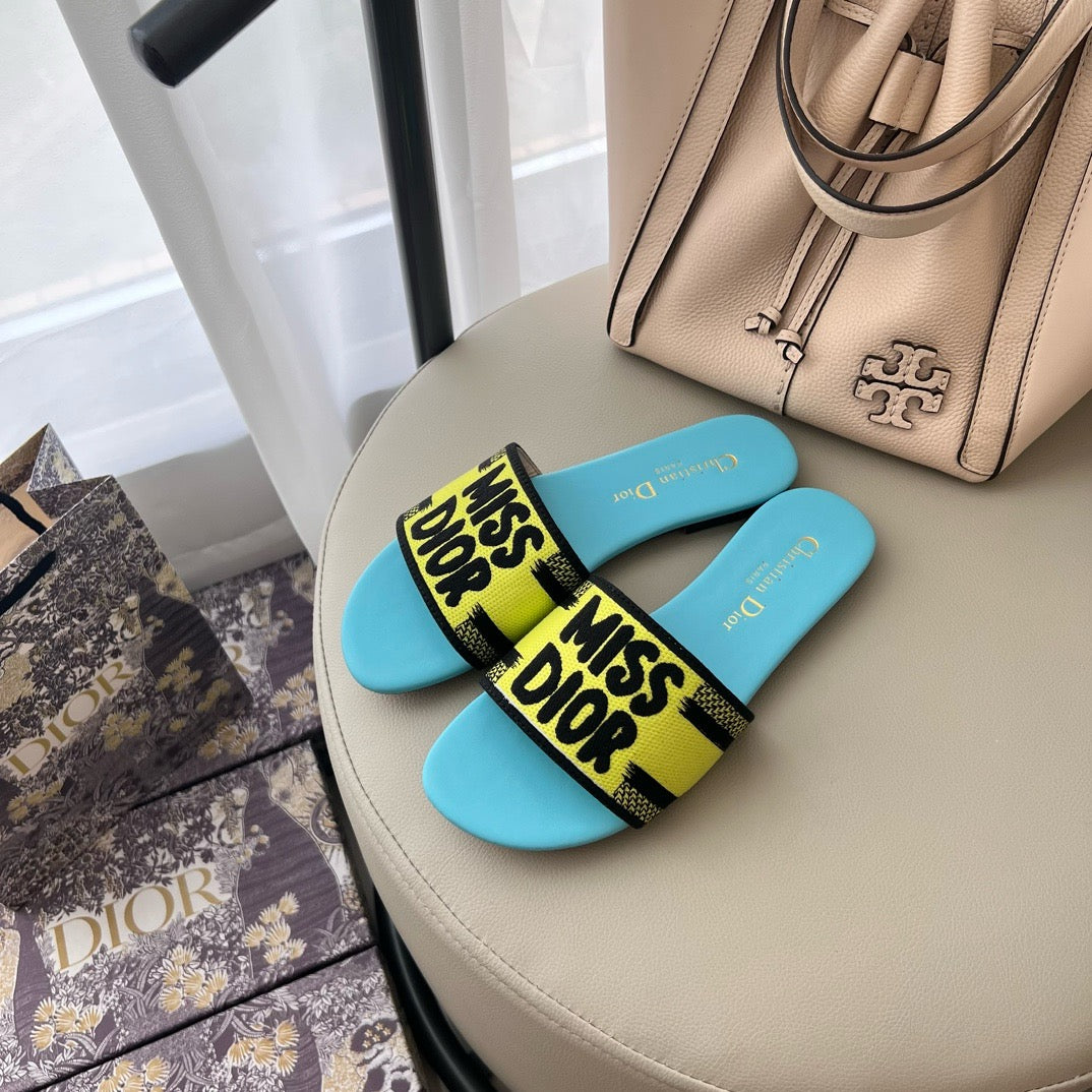 Dior