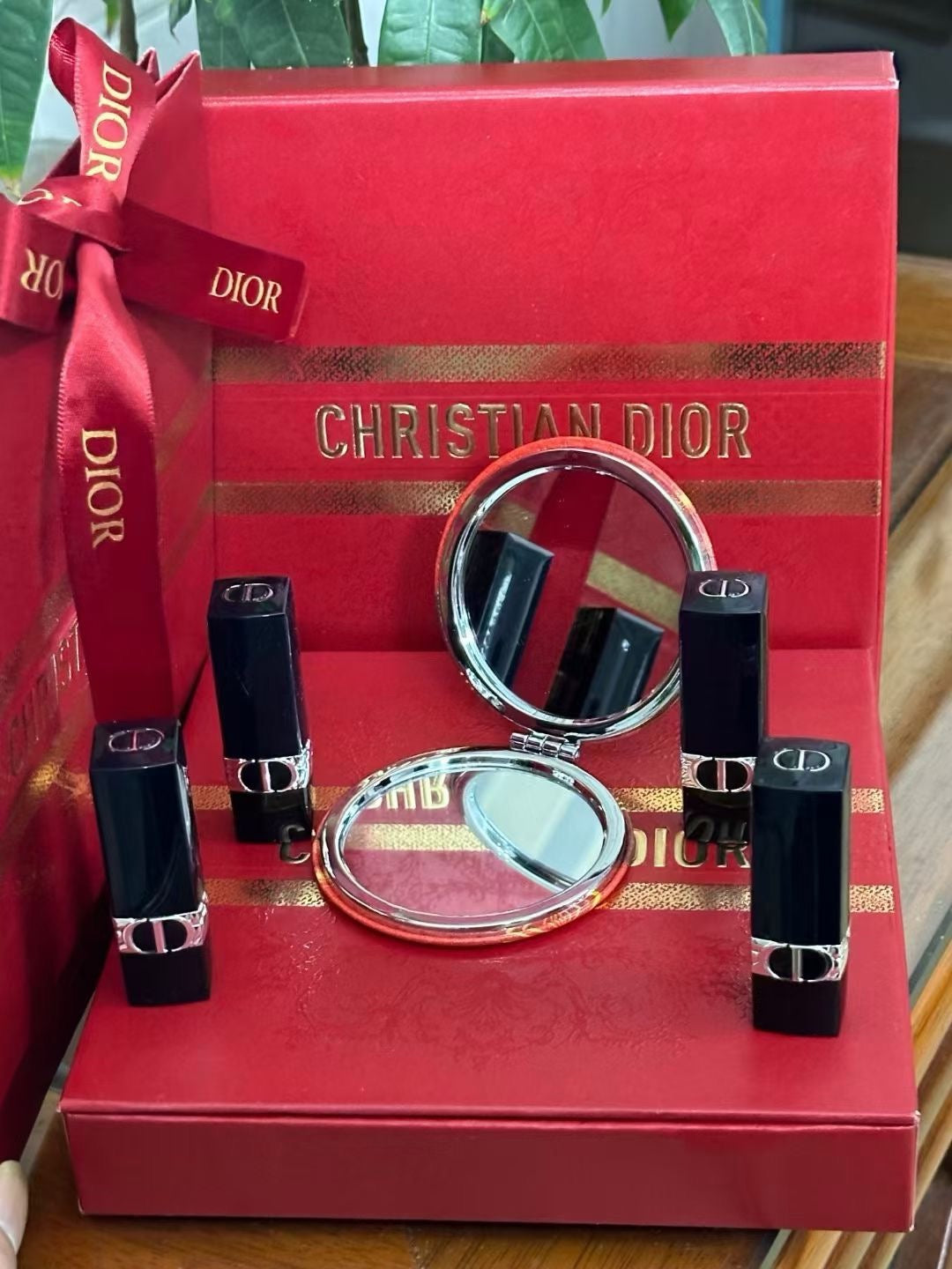 Dior