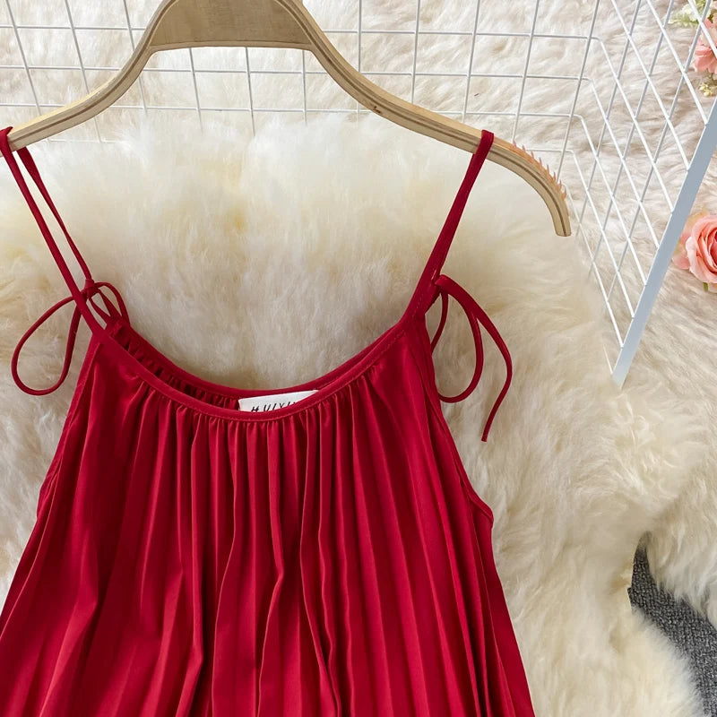 Pinkou Women Stylish Solid Midi Dress Spaghetti Straps O Neck Pleated Red Black Summer Beach Style Mid Calf Dresses QA655