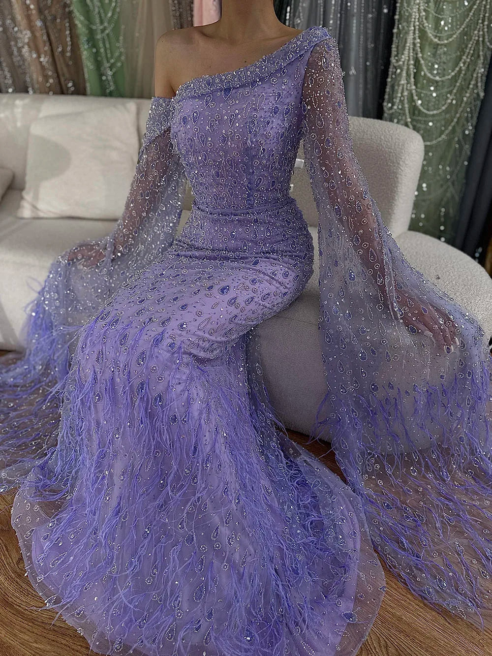 Serene Hill 2024 Arabic Rose Gold A-Line Cape Sleeve Feather Beaded Luxury Saudi Evening Gown for Formal Occasion LA72763