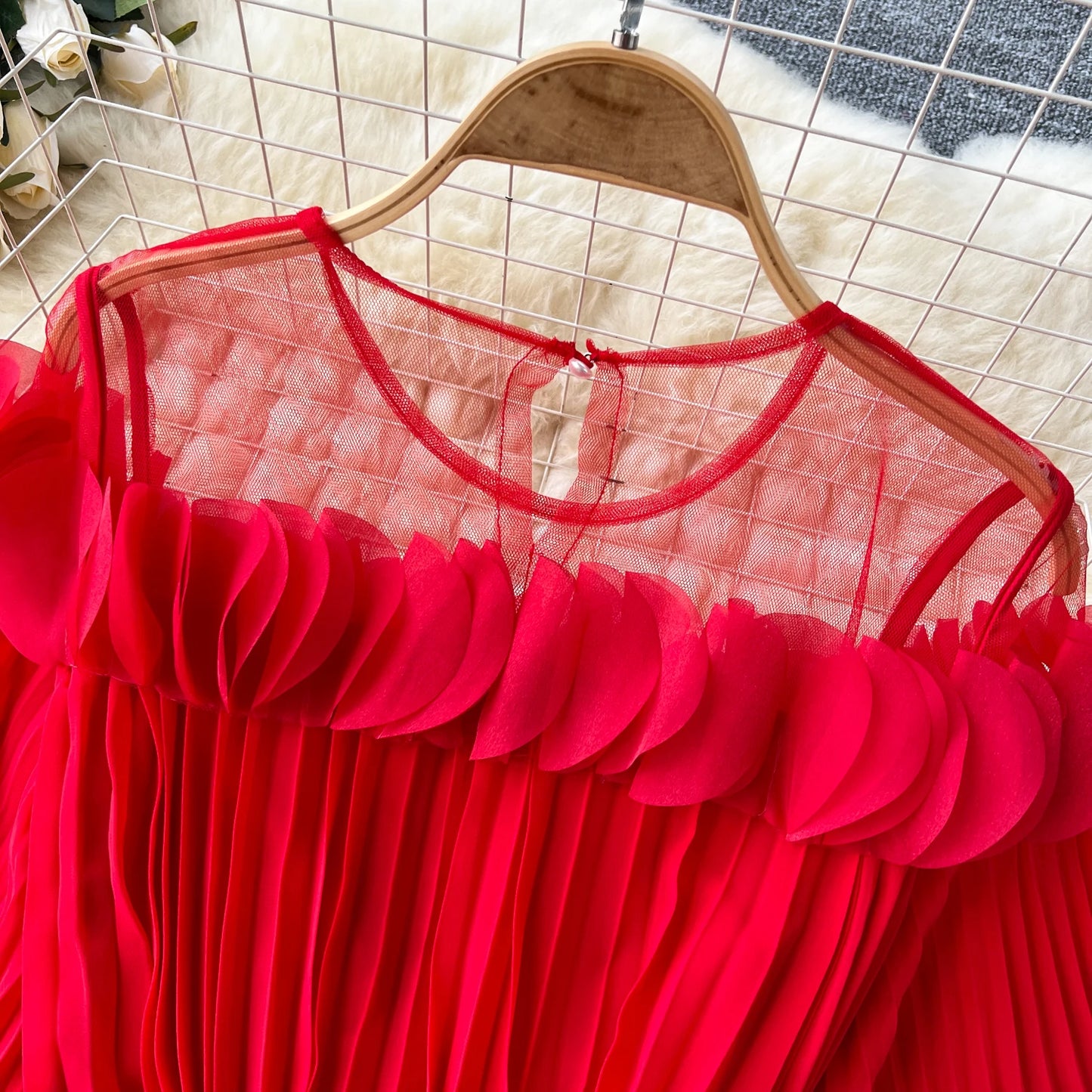French mesh PATCHWORK Three-dimensional flower Sweet Dress Women Summer Waist Cinching pleated chiffon Dresses
