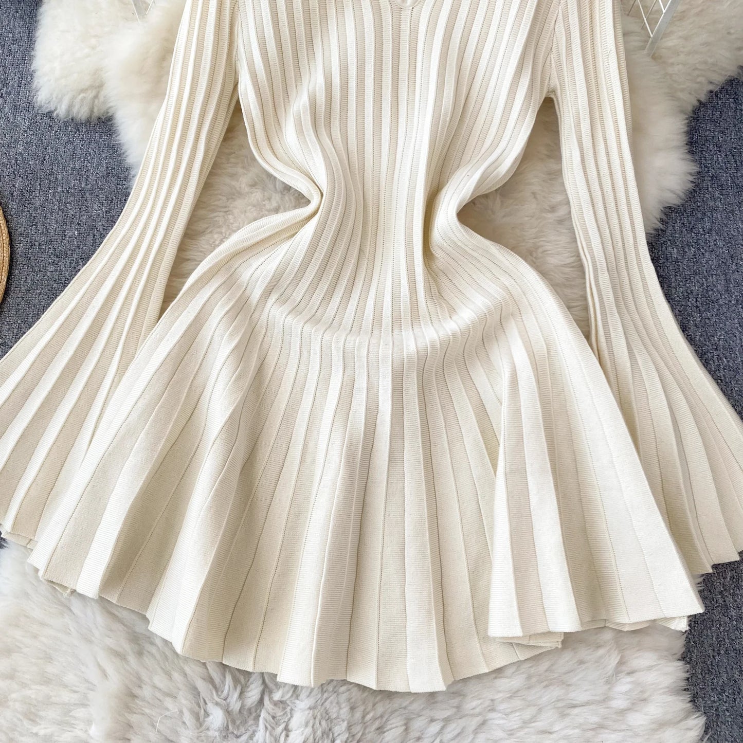 Women Chic Elegant O Neck Long Sleeve Dress French Sexy Fashion Knit Elastic Slim A-line Mini Dress