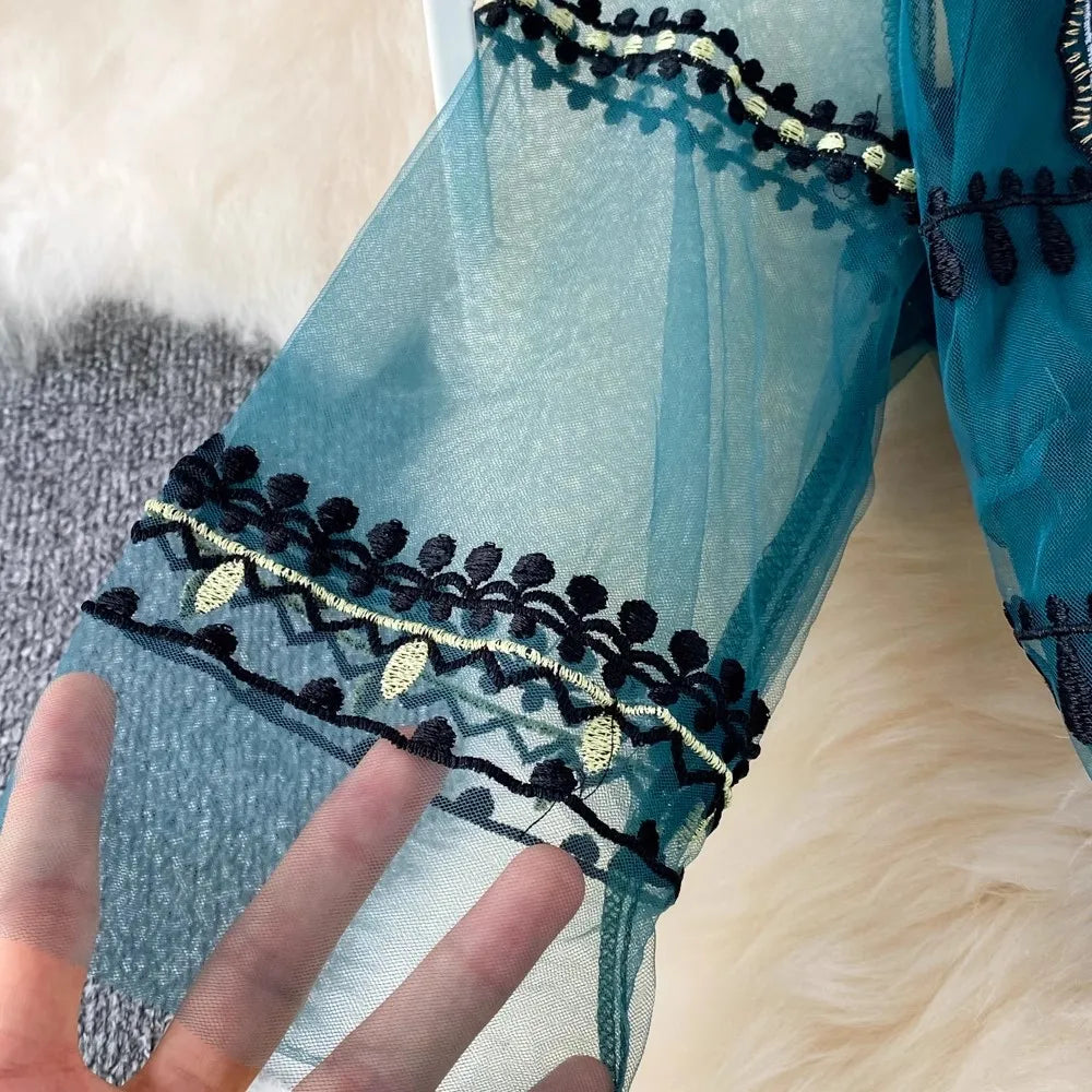 Luxury New Women Summer Embroidery Fashion Turn Down Collar Short Sleeve Party Casual Holiday Evening Runway Designer Dresses