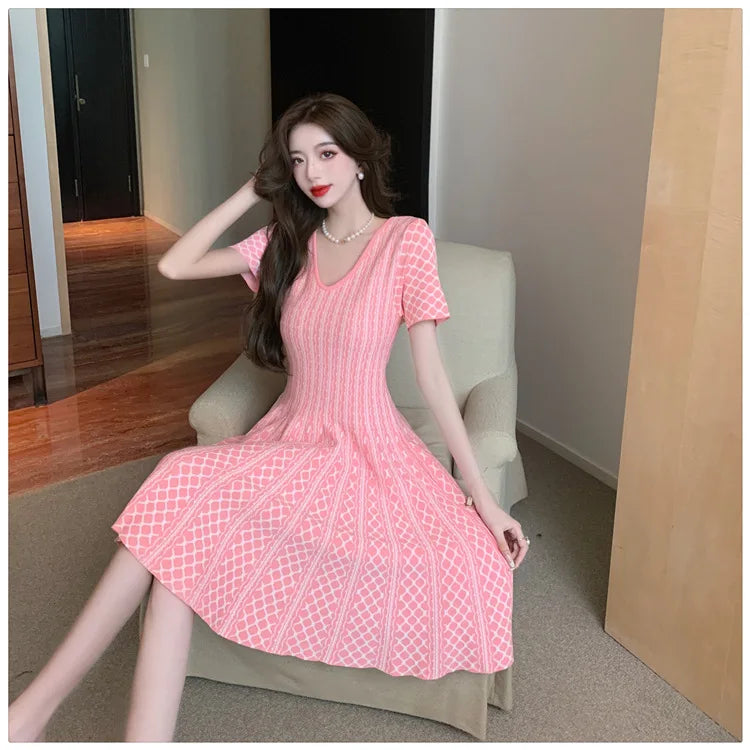 Women's Vintage Pink Knitted Mini Dress Small Fragrance V-Neck Short Sleeve Slim Fit Dresses Elegant Casual Spring Summer Female