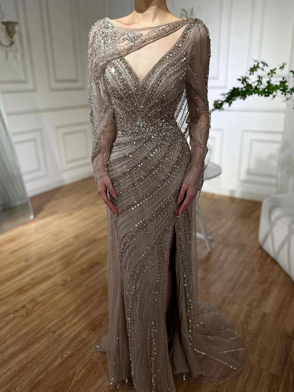 Luxury Champagne Split Evening Dresses 2024 Diamond Beaded Sleeveless Mermaid Formal Serene Hill LA70301