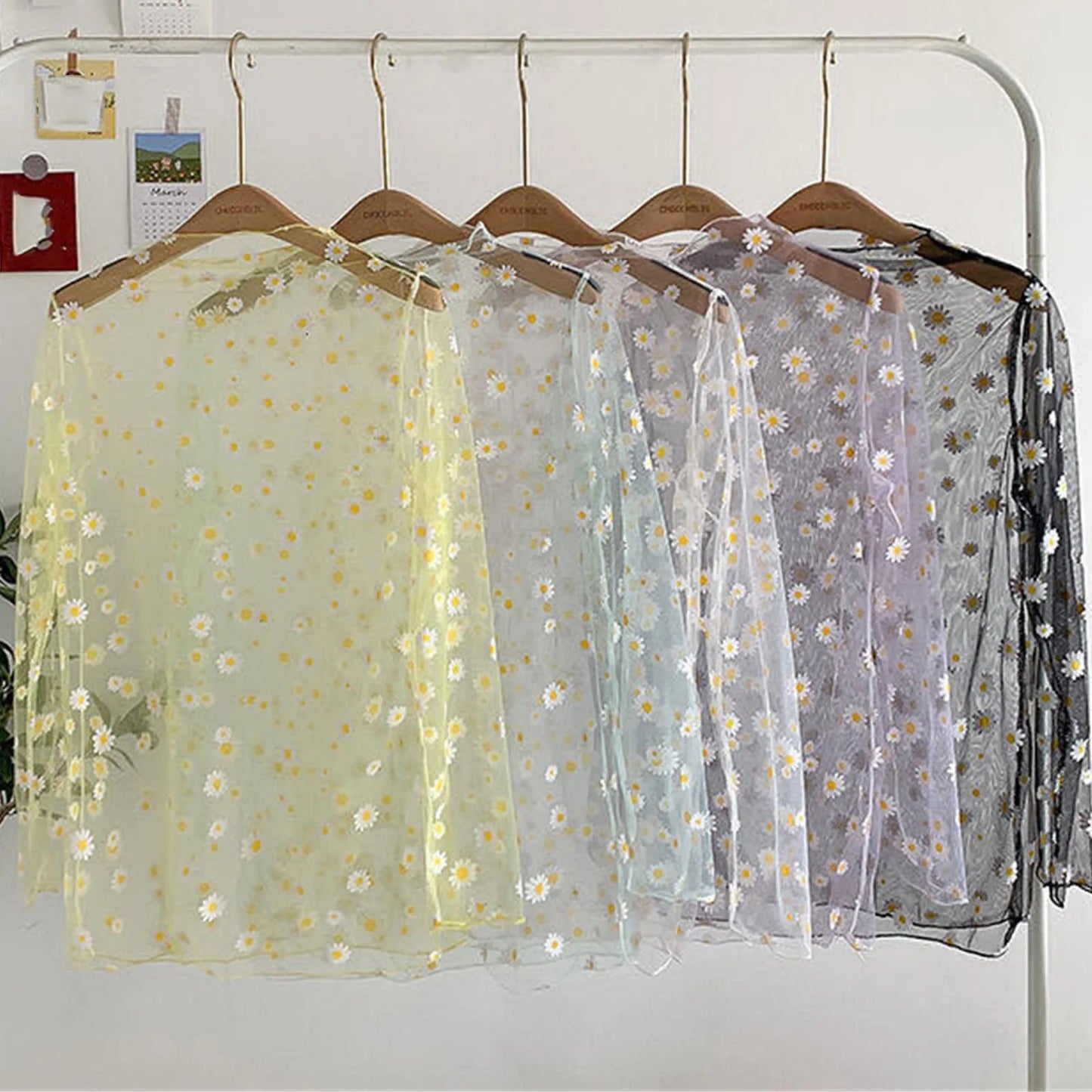 Women Daisy Print Lace Sheer Tops Sexy Tees Long Sleeve Thin Mesh Shirts Fashion Ladies Top 2023 Summer Sunscreen Blouse Blusas