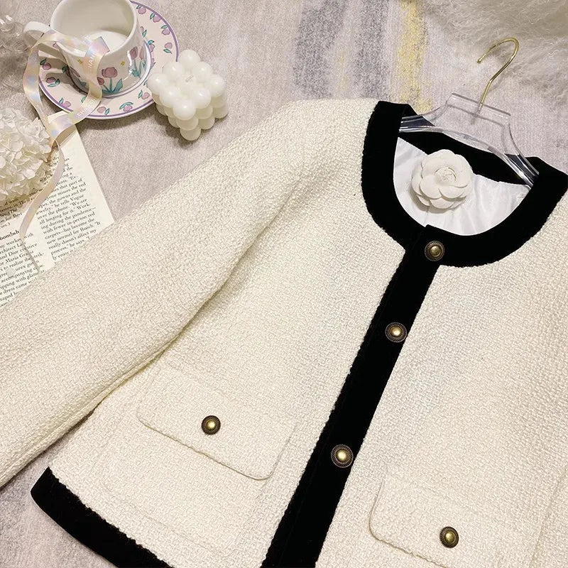 French Luxury Small Fragrance Wind Short Coat Women's Autumn New Beige Long sleeved Single breasted Thick Tweed Weave Jacket
