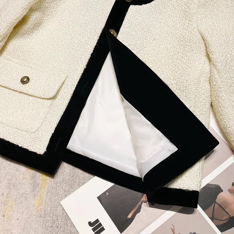French Luxury Small Fragrance Wind Short Coat Women's Autumn New Beige Long sleeved Single breasted Thick Tweed Weave Jacket