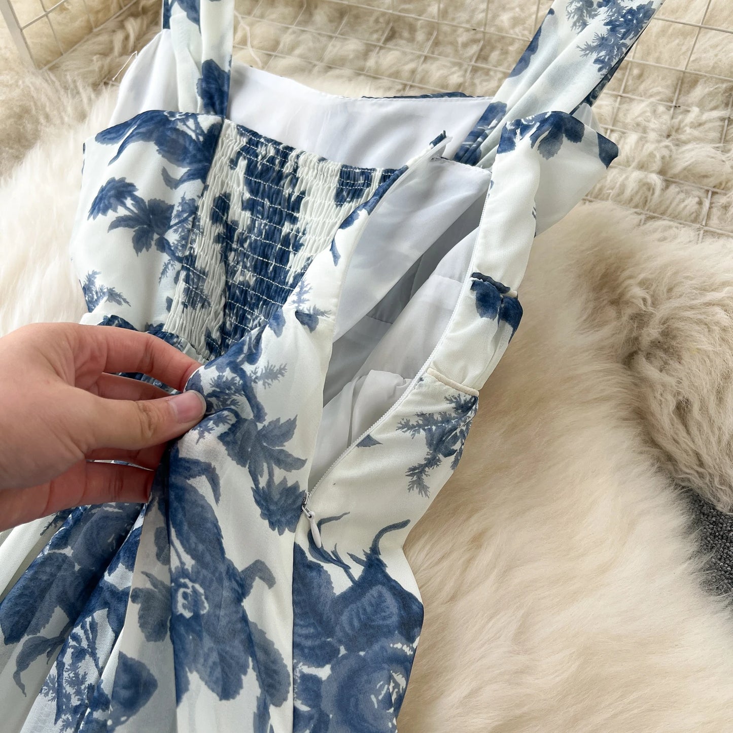 French Blue Printing Beach Long Dress Women Retro Floral Elegant Party Dresses Ladies Slim A-line Sleeveless Chiffon Long Robe