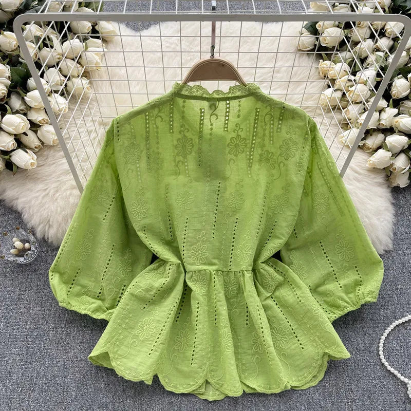 Vintage high-end shirt for women's summer bubble sleeve design temperament slimming top blouses