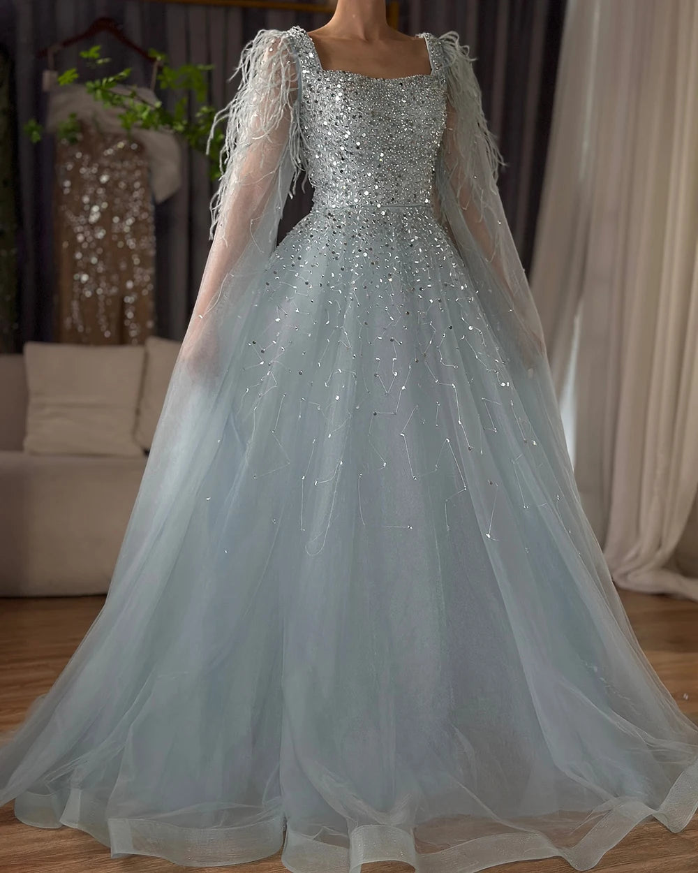 Serene Hill Arabic Blue A Line Feathers Cape Sleeves Beaded Luxury Saudi Evening Dresses Gowns for Formal Occasion 2024 LA71782A