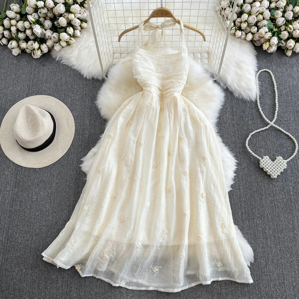 Sexy Beach Party Dresses Women Fashoin Hanging Neck Backless Slim A-line Embroidered Floral Dress Summer Long Dress