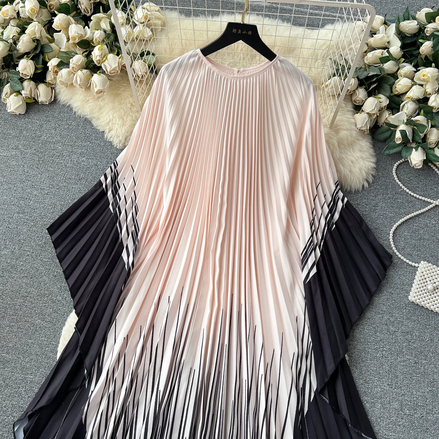 Vintage Print Elegant O-neck Batwing Sleeve Dress A-line Casual Belt Fashion Dress Women Fashion Summer Spring Vestidos