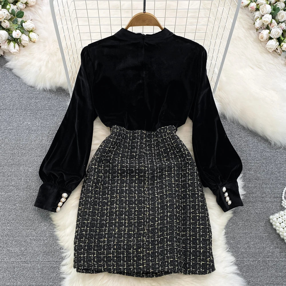 2024 Autumn Winter Vintage Dress Stand Up Collar Gold Velvet Long Sleeved Dress Patchwork Coarse Tweed A-line Dress