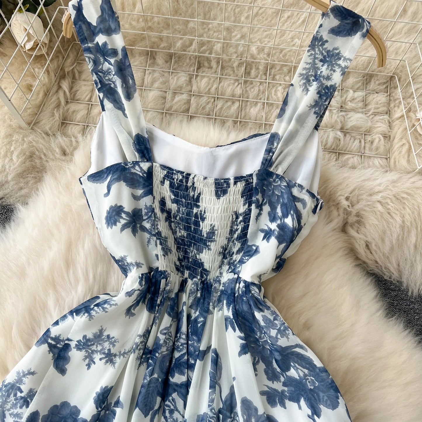 French Blue Printing Beach Long Dress Women Retro Floral Elegant Party Dresses Ladies Slim A-line Sleeveless Chiffon Long Robe
