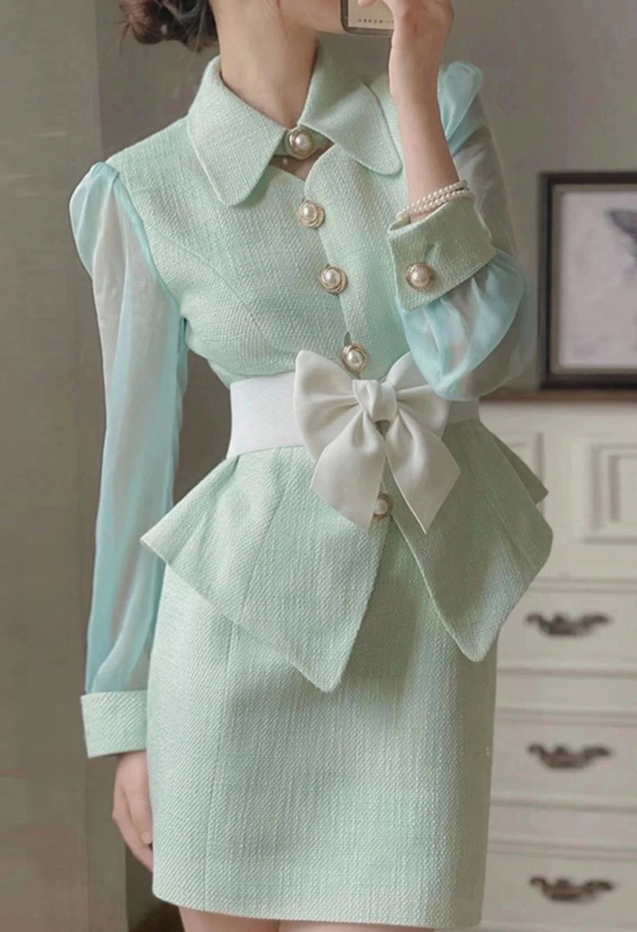 French Luxury Small Fragrance Suit Thick Tweed Two Piece Set with Long Sleeve Slim Waist Coat with Bow+Short Skirt Sets