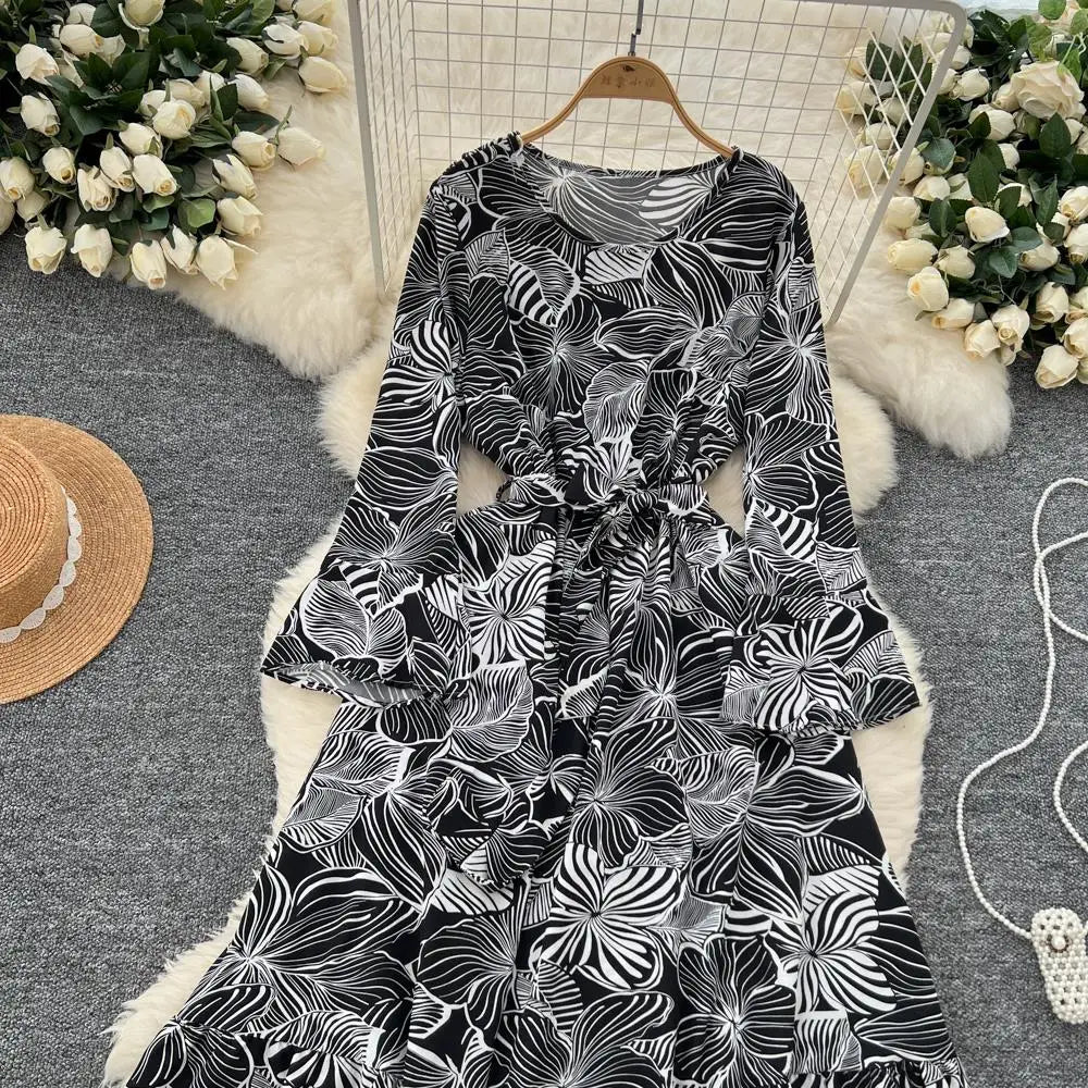 Women Vintage Print Dress for Women Autumn Flare Long Sleeves Lace Up Ruffles Slim Waist Evening Party Dresses A-Line Vestidos