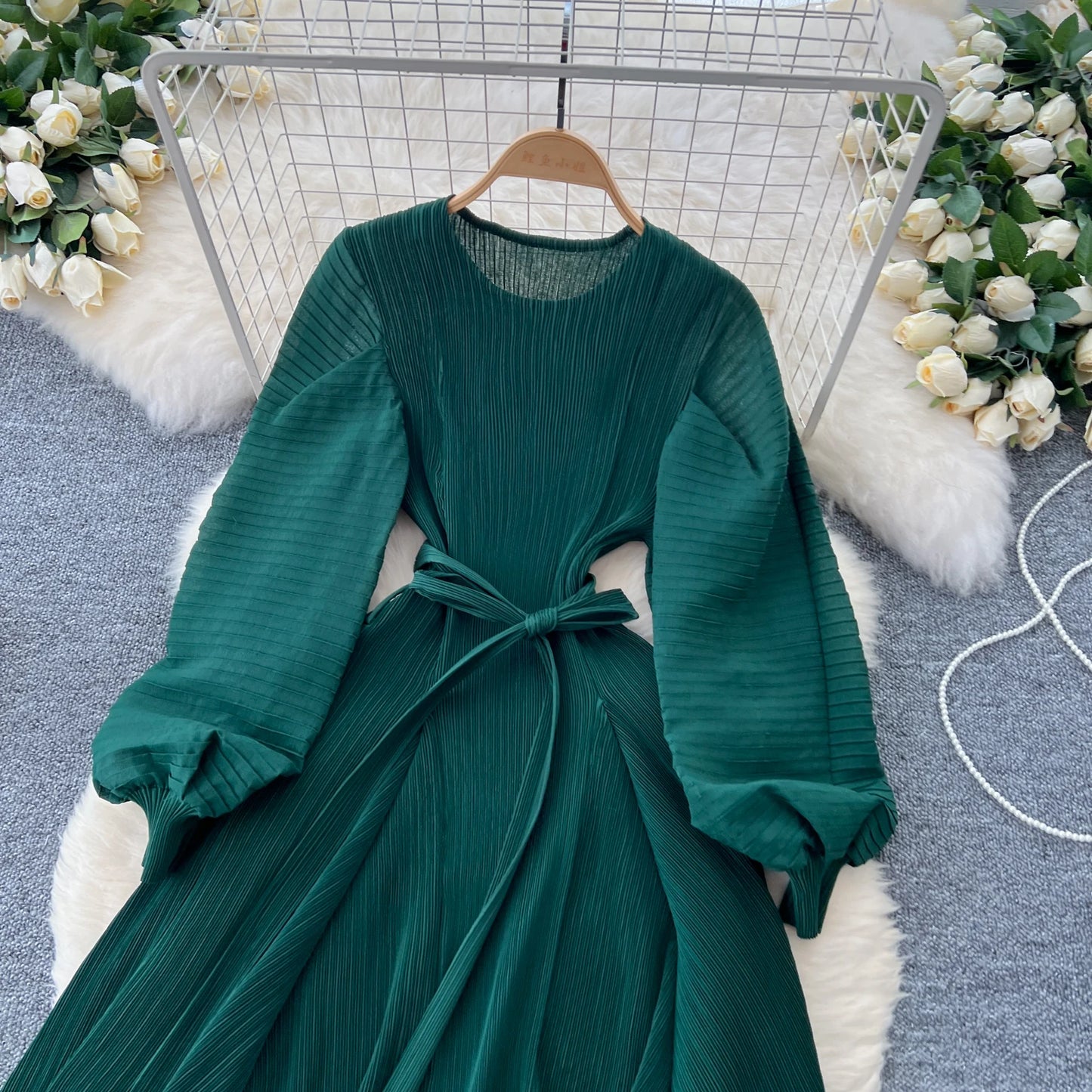 Vintage Elegant Lantern Sleeve Sweet Pleated Dress Women Basics Fashion Summer Spring Dresse