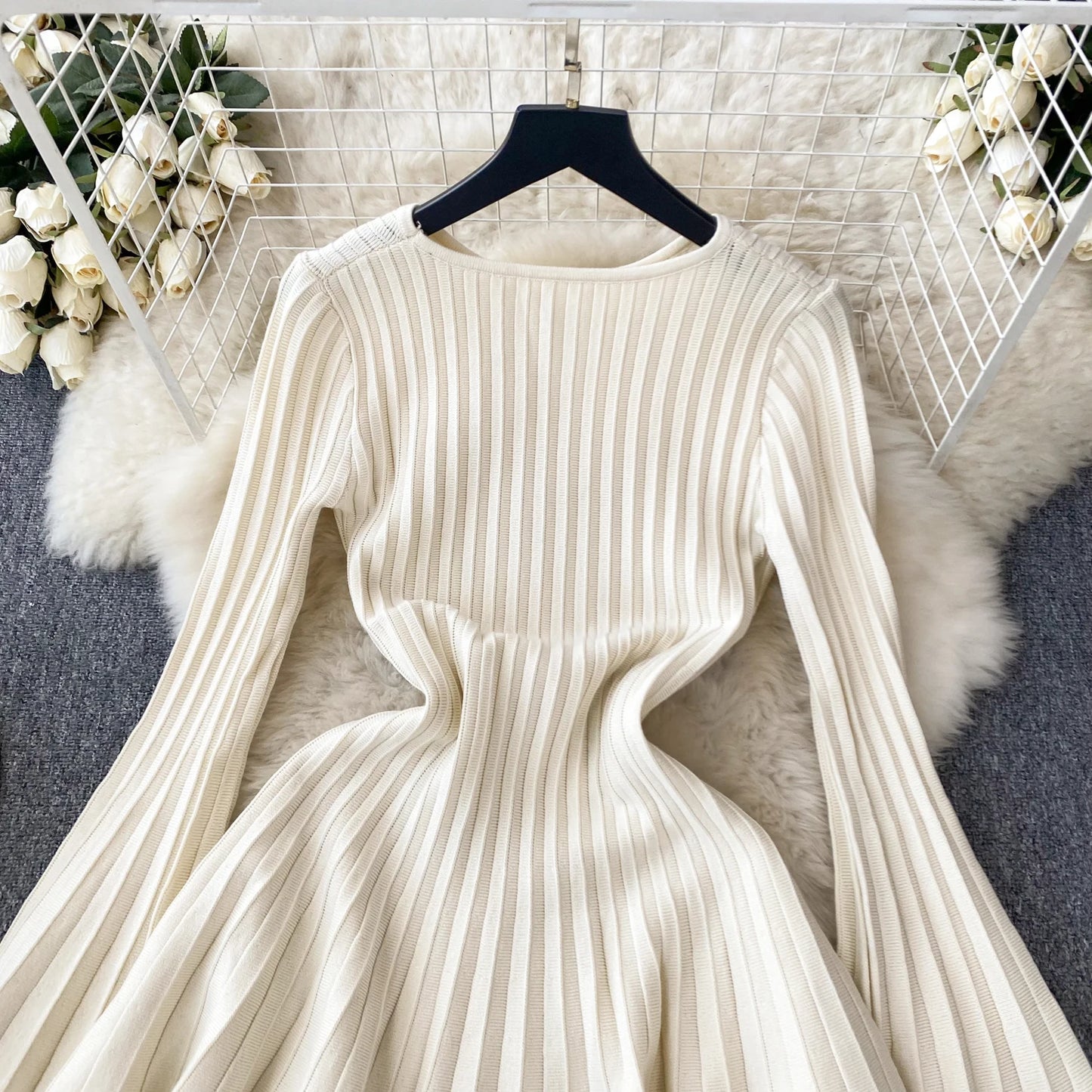 Women Chic Elegant O Neck Long Sleeve Dress French Sexy Fashion Knit Elastic Slim A-line Mini Dress