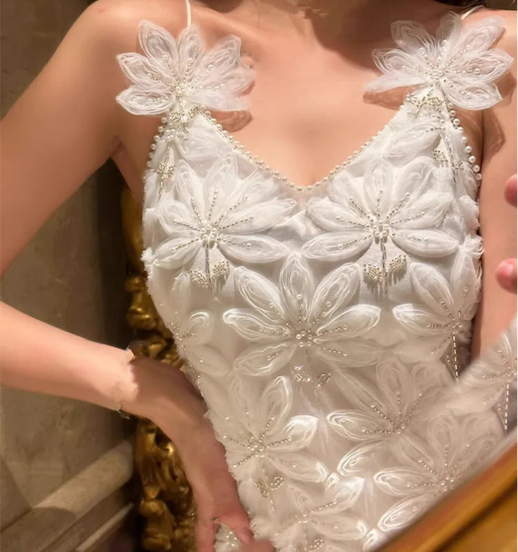 French High end Luxury Elegance Flower Studded Bead Relief Dress Women Slim Waist Closing Designer Spaghetti Strap Long Dresses