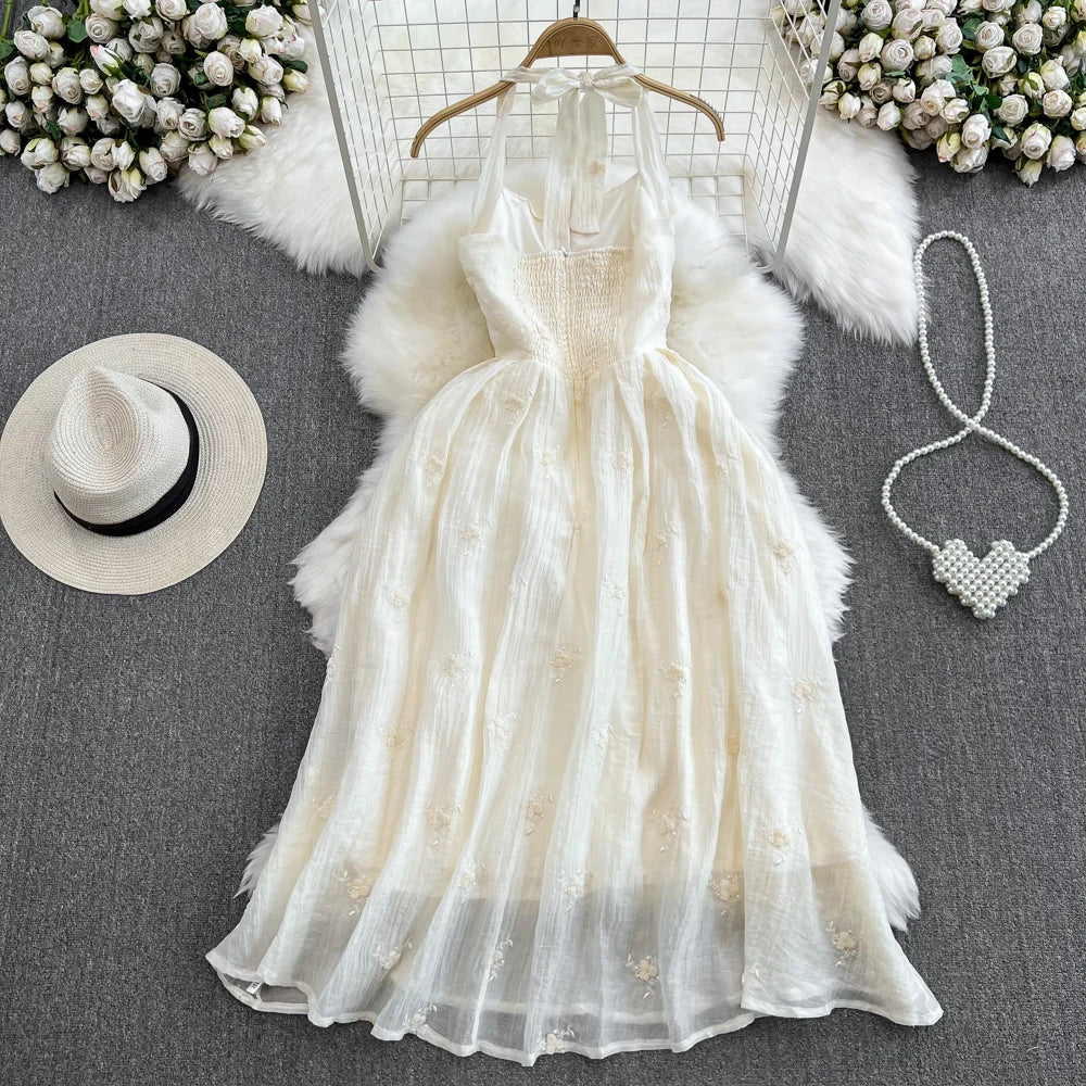 Sexy Beach Party Dresses Women Fashoin Hanging Neck Backless Slim A-line Embroidered Floral Dress Summer Long Dress