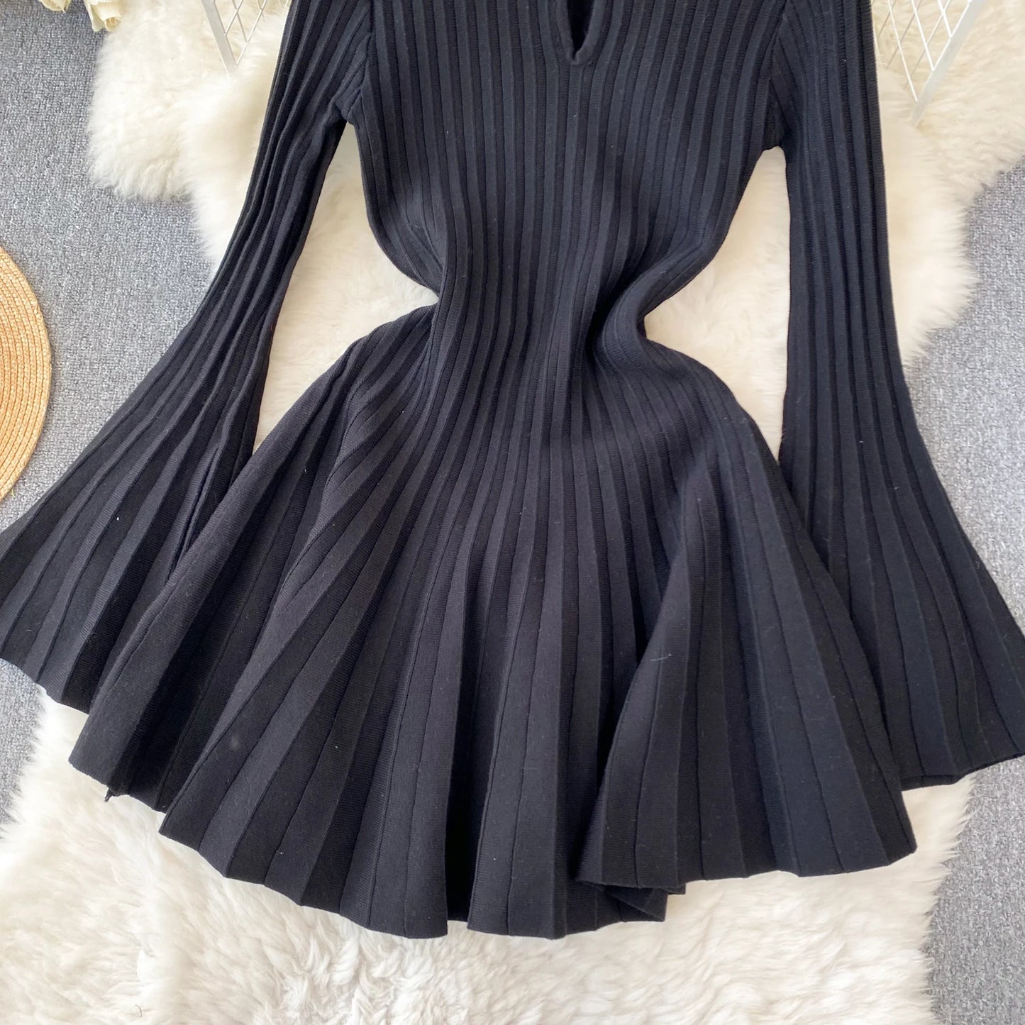 Women Chic Elegant O Neck Long Sleeve Dress French Sexy Fashion Knit Elastic Slim A-line Mini Dress