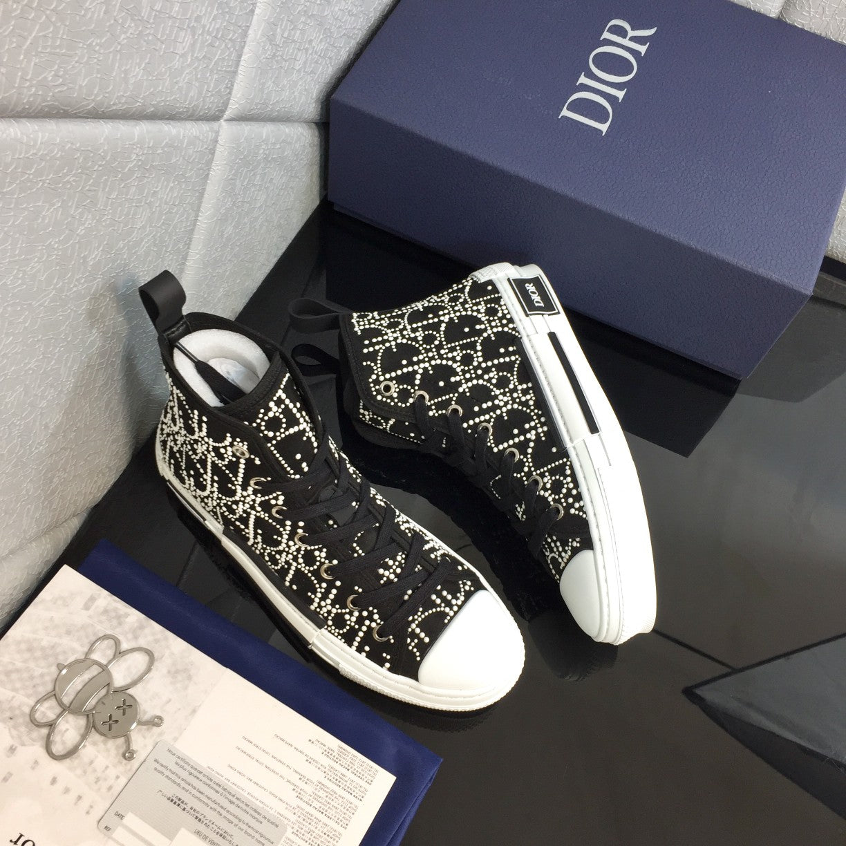 Dior