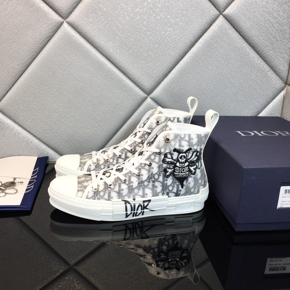 Dior
