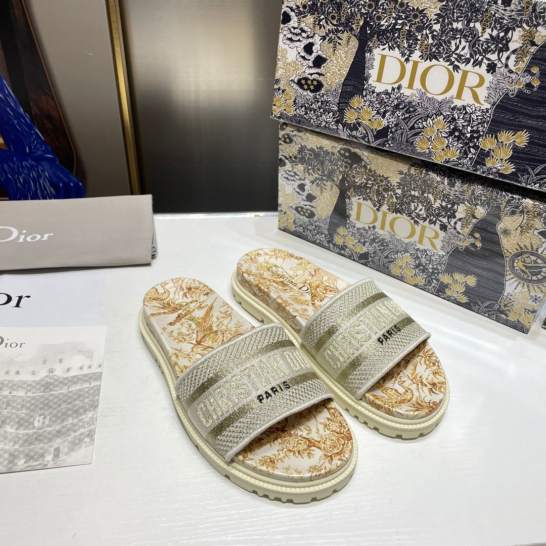 Dior