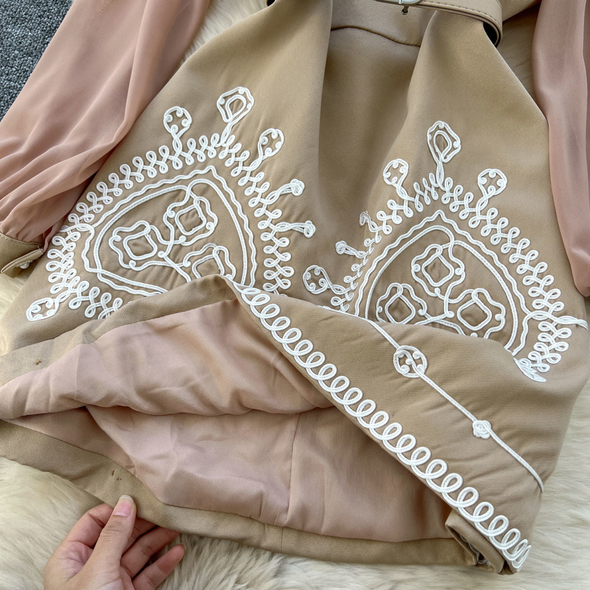 Small luxury long-sleeved chiffon-belt dress