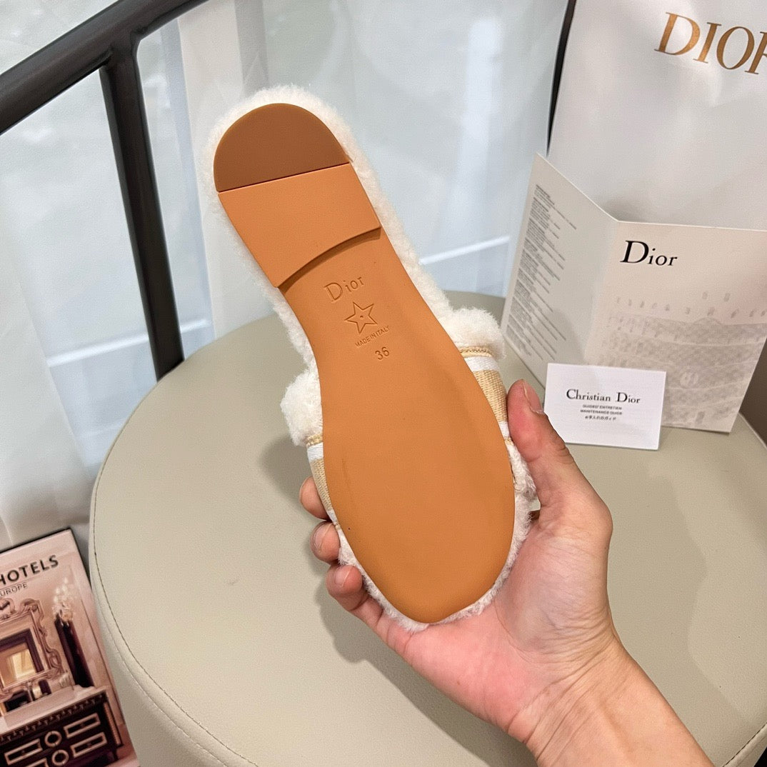 Dior