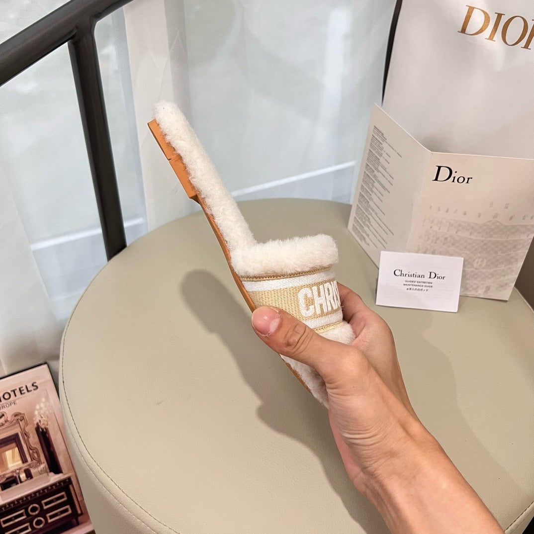 Dior