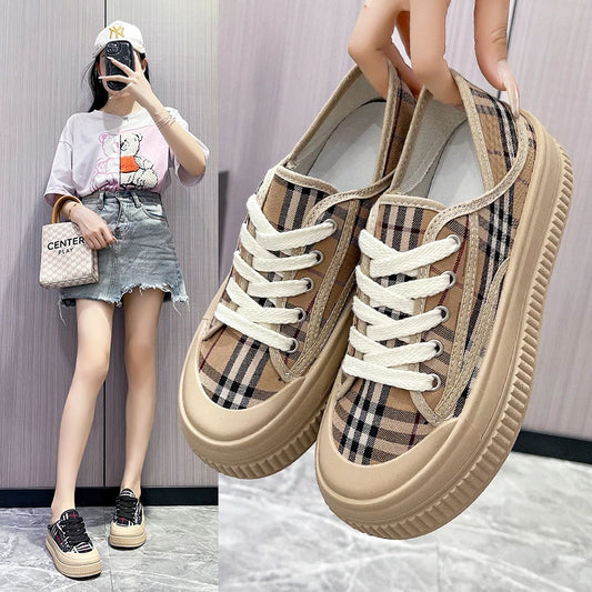 Canvas shoes women 2024 summer new breathable retro all fashion casual sports shoes women niche design sense