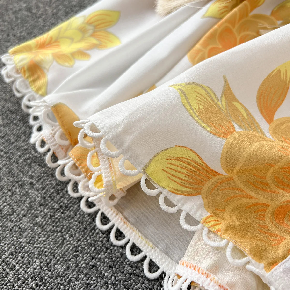 Spring Summer Holiday Dresses For Women 2023 Elegant Vintage Flower Print Dress Ruffle Trim Long Sleeve Mini Dress With Belt