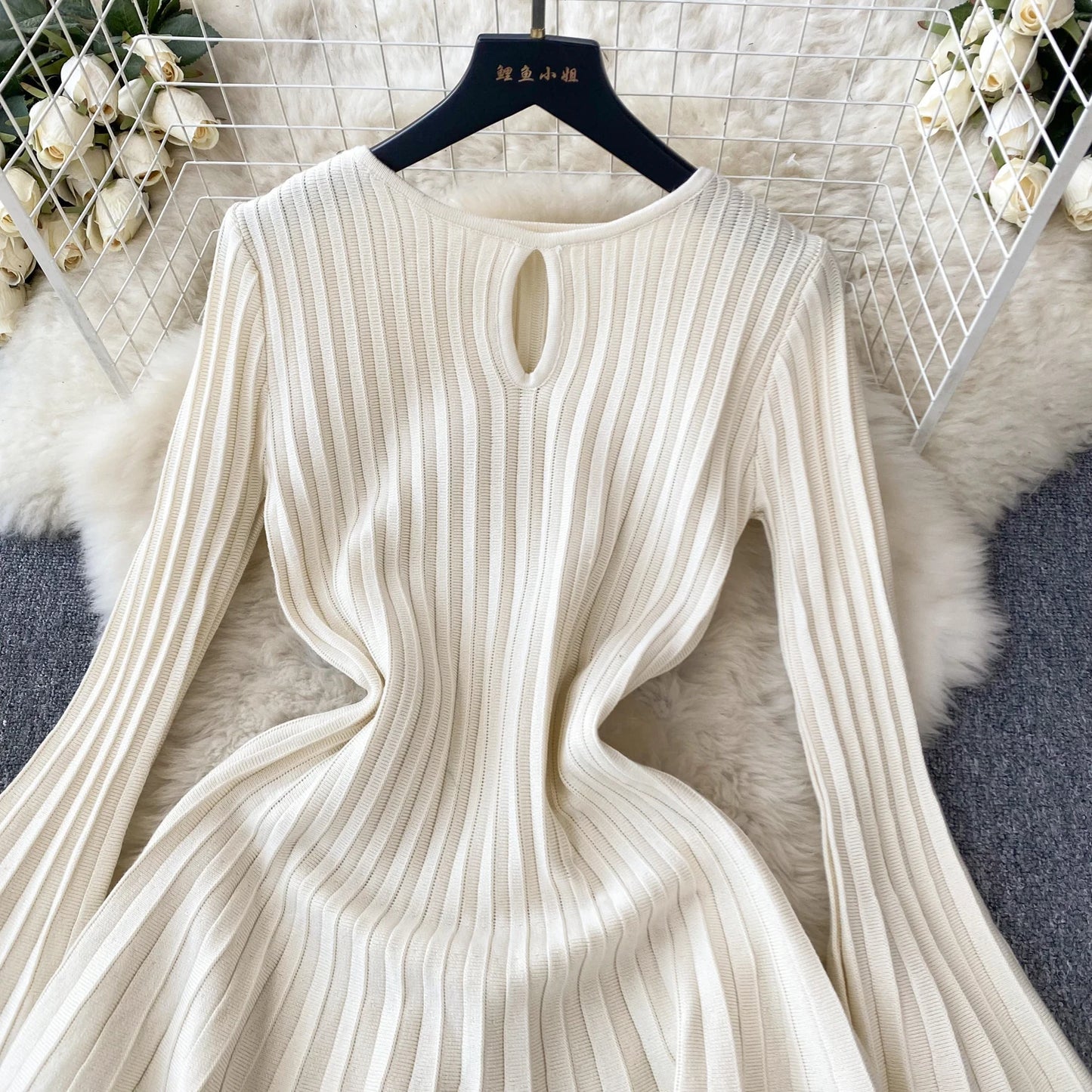 Women Chic Elegant O Neck Long Sleeve Dress French Sexy Fashion Knit Elastic Slim A-line Mini Dress