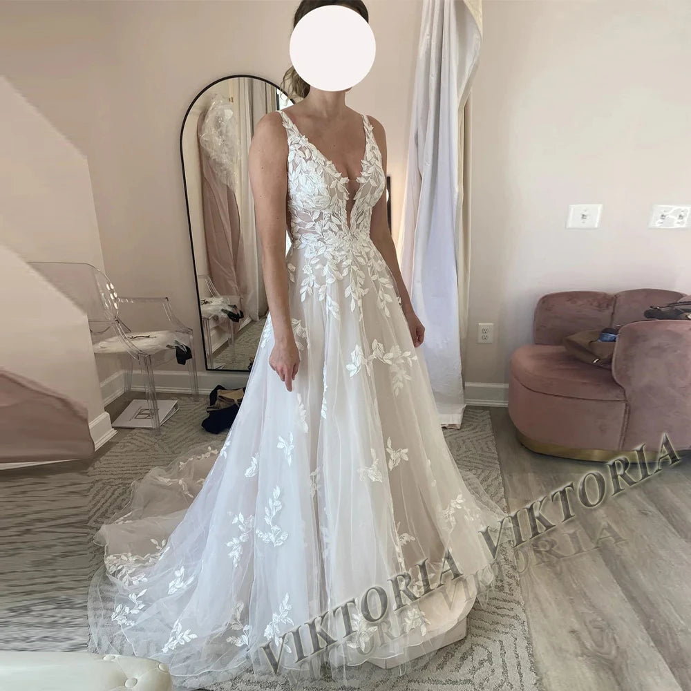 VIKTORIA Fashion Aline Wedding Dresses V-neck Custom-Made Court Train Appliques Sleeveless Robe De Mariée Engagement Plus