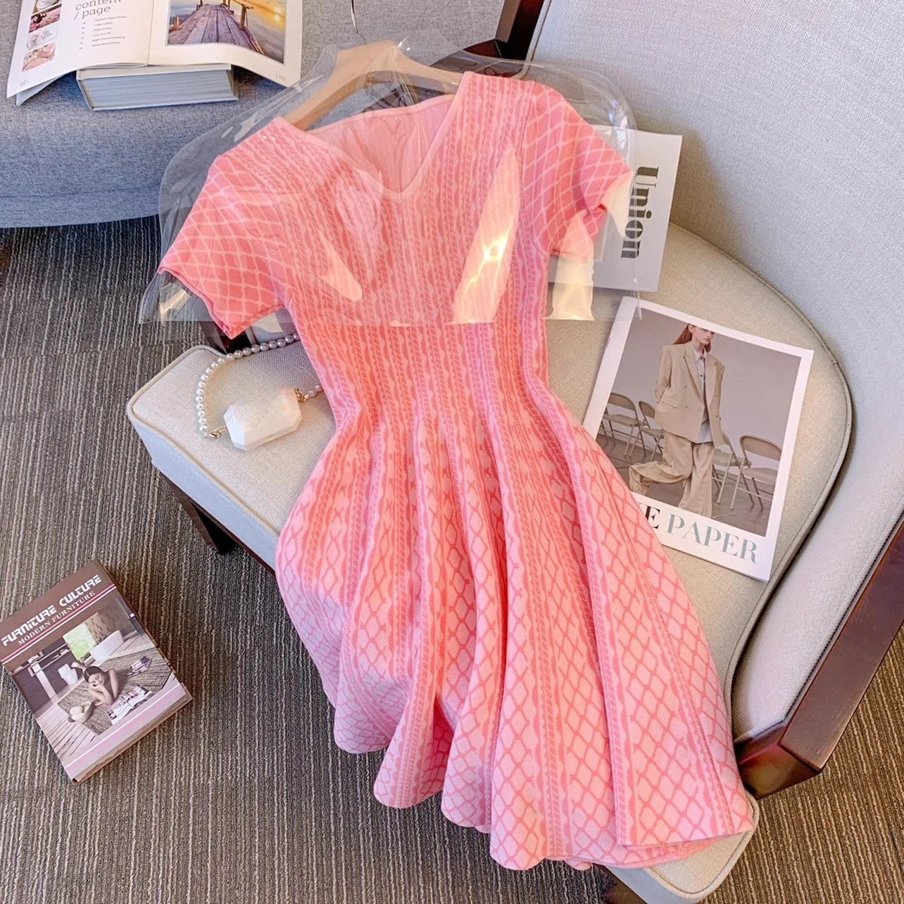 Women's Vintage Pink Knitted Mini Dress Small Fragrance V-Neck Short Sleeve Slim Fit Dresses Elegant Casual Spring Summer Female