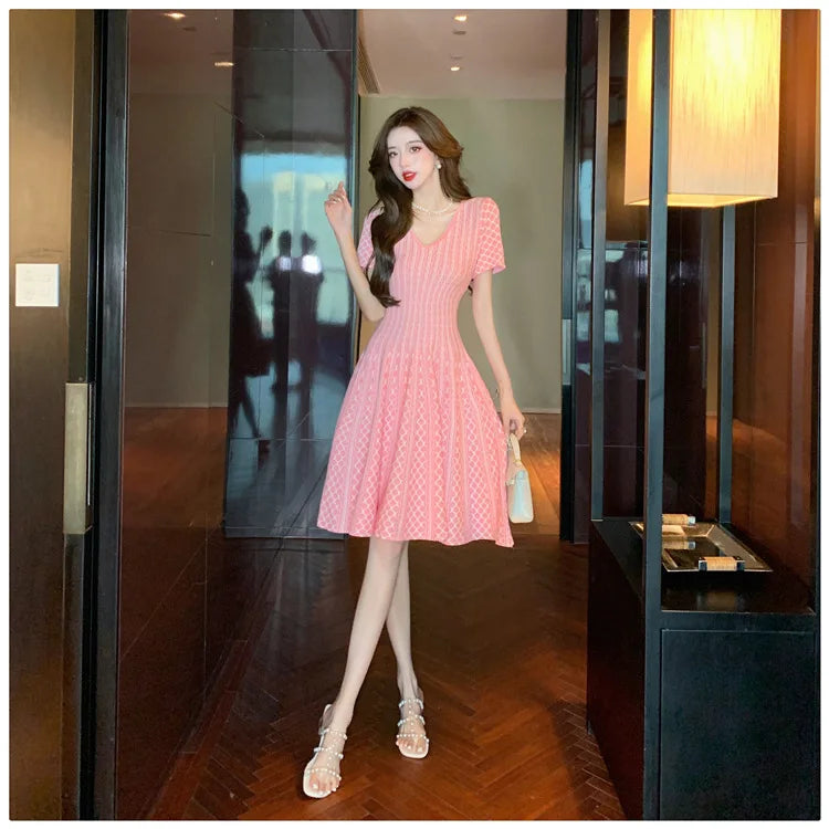 Women's Vintage Pink Knitted Mini Dress Small Fragrance V-Neck Short Sleeve Slim Fit Dresses Elegant Casual Spring Summer Female