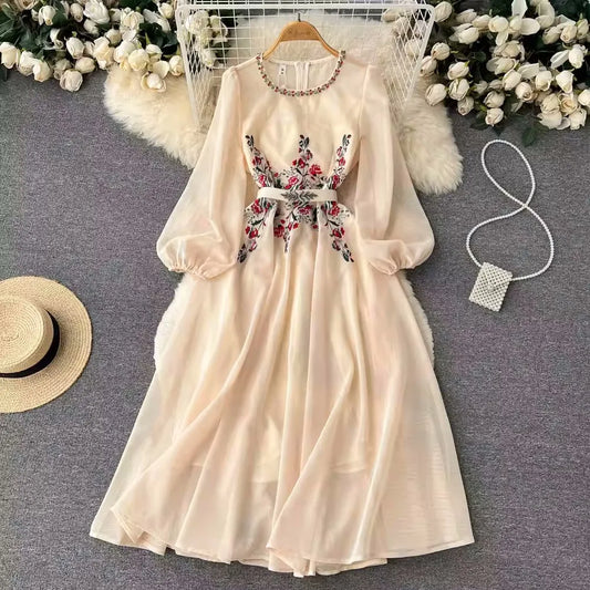 New Fashion Autumn White/Beige Beading Embroidery Long Dress For Women Elegant O Neck Puff Sleeve High Waist Elegant Party Robe