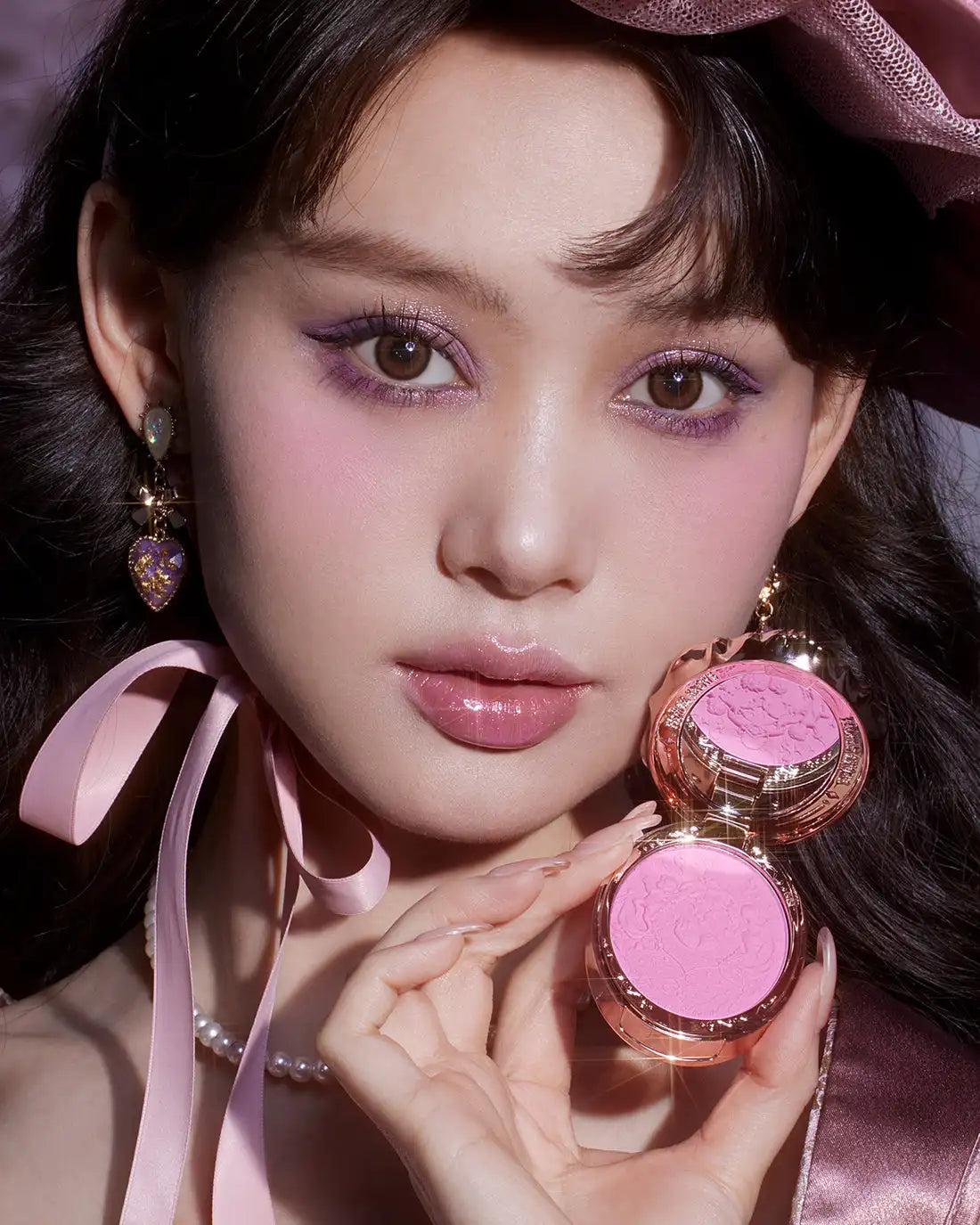 Flower Knows Moonlight Mermaid Strawberry Rococo Swan Ballet Embossed Pattern Gradient Blush Palette Collection