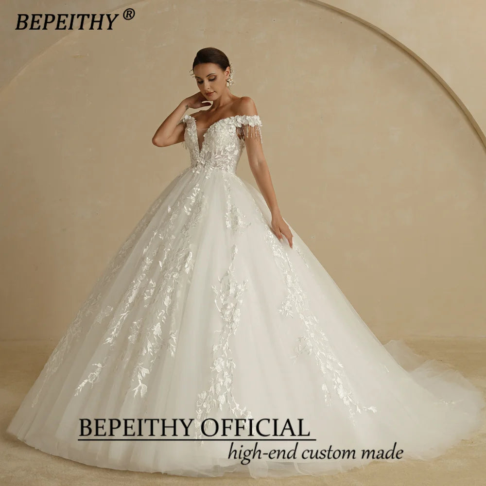 BEPEITHY Sexy Off Shoulder Sleeveless Flore Princess Wedding Gown 2022 For Women Cheap Online Ivory V Neck Lace Bridal Dresses
