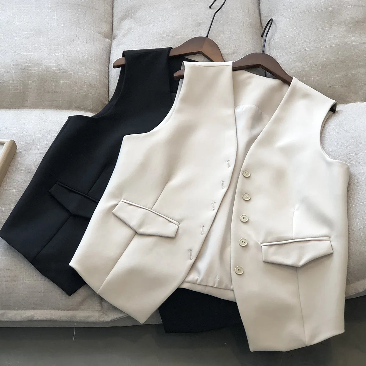 Women V-neck Suit Vest Spring Autumn New Korean Version Fashionable Sleeveless Jacket Trendy Casual Single Breasted Waistcoat