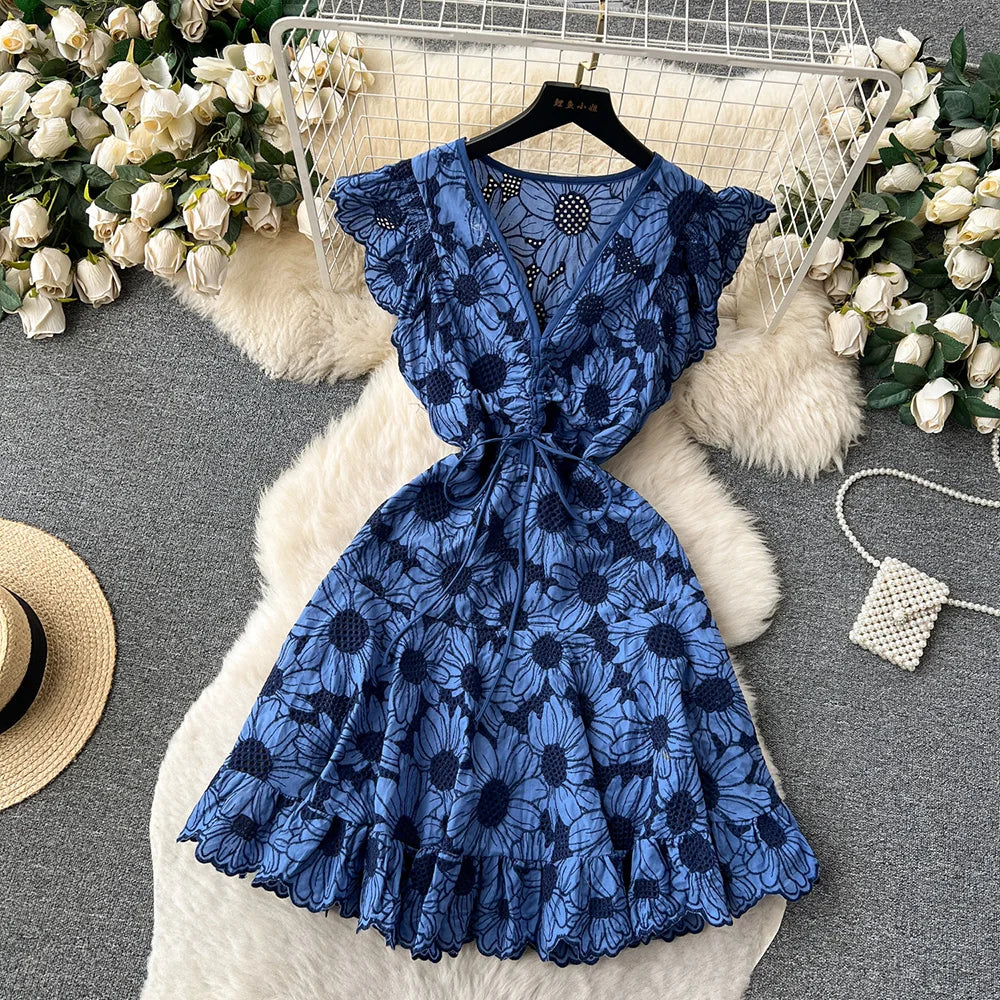 Short Dresses 2023 Women Ruffle Hem Vintage Daisy Embroidery Dress V Neck Drawstring Tie Ruffled Sleeve Vacation Summer Dress