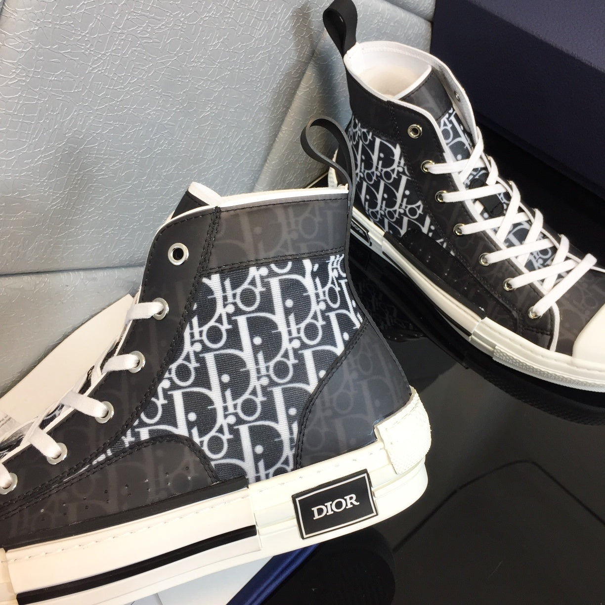 Dior