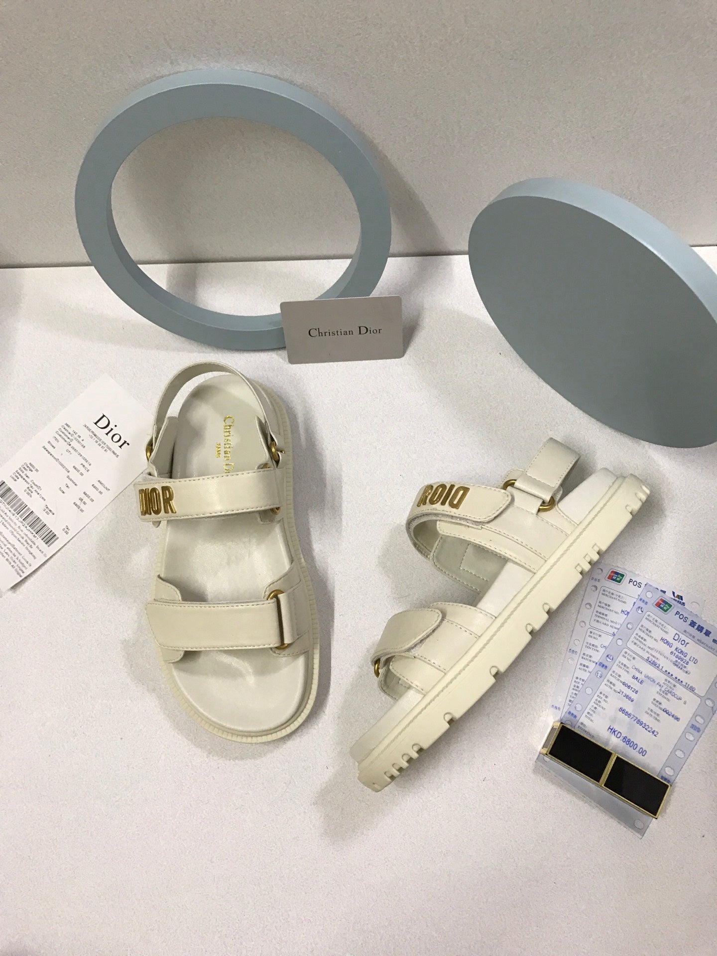 Dior