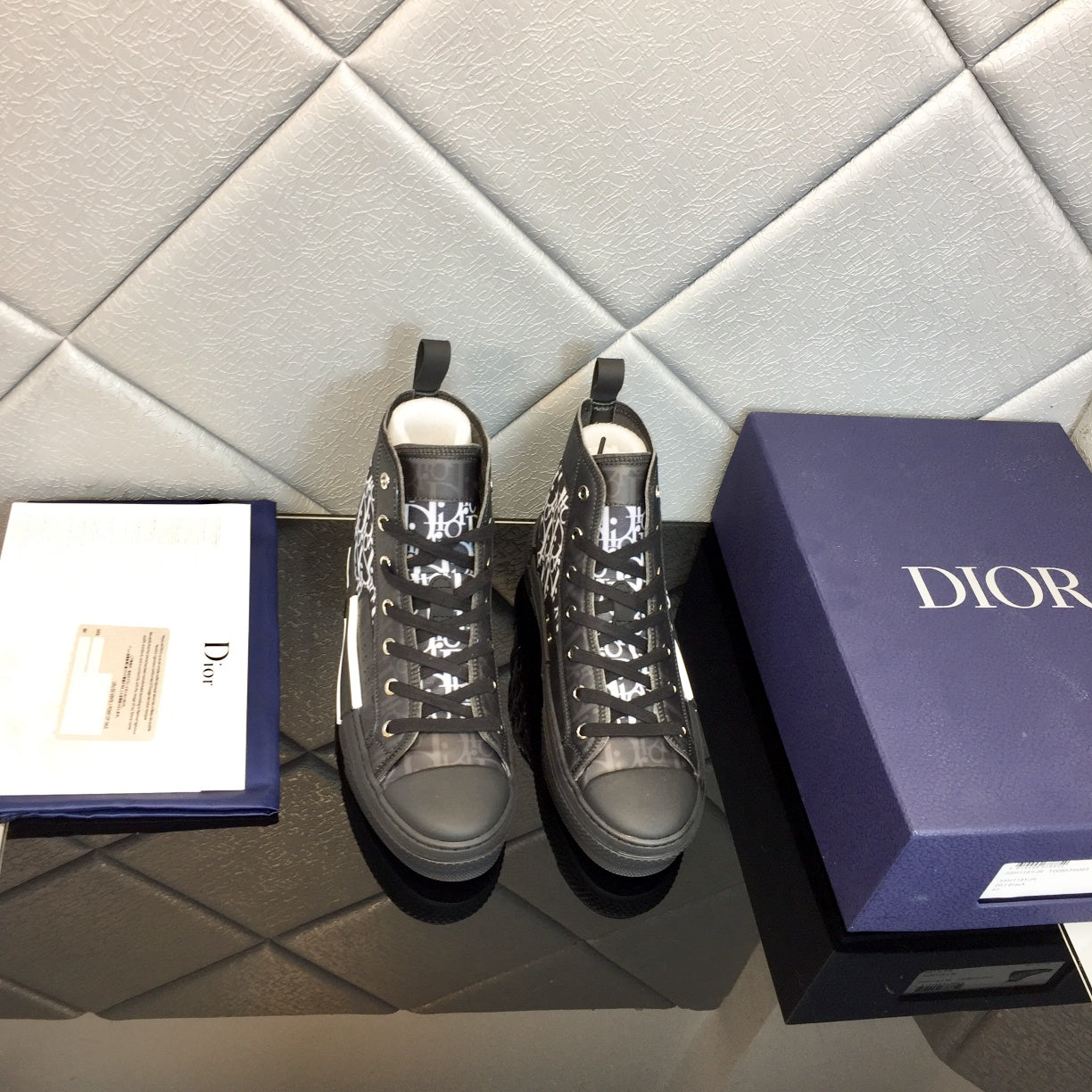 Dior